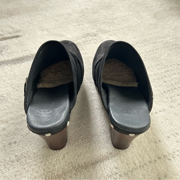 Black Leather Clogs with Buckle Detail - Picture 4 of 5